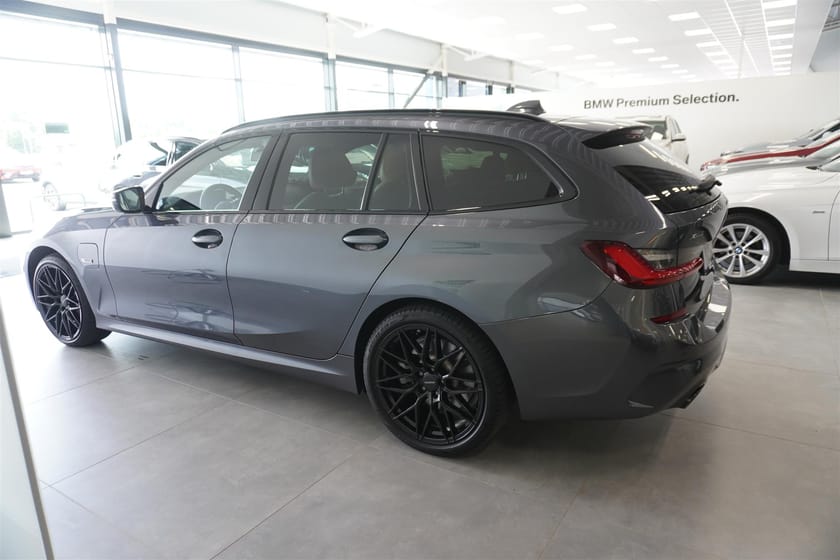 Bild 5 av BMW 330e xDrive Touring Steptronic, 292hk