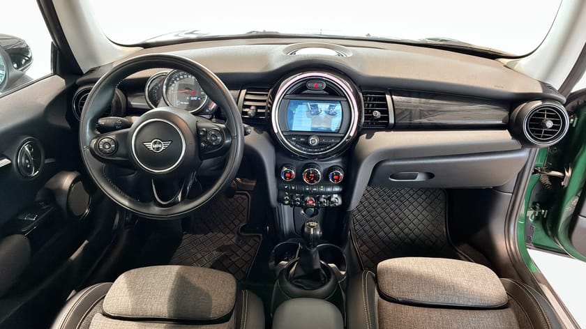 Bild 4 av MINI Cooper S 3-dörrar Backkamera / Komfortöppning / PDC