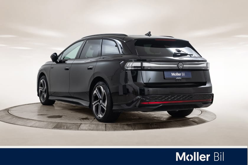 Bilde 3 av Volkswagen ID.7 GTX Tourer