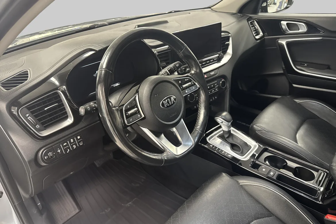 picture of a car