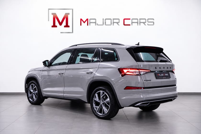 Bild 4 av Škoda Kodiaq 2.0 TDI 4x4 Sportline 7-Sits Matrix Kolfiber Drag 200hk