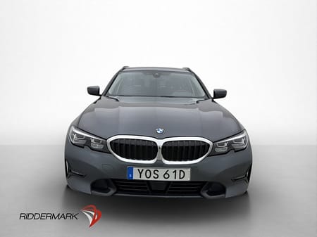 BMW 330e xDrive Touring Sport line 292hk Drag Cockpit CarPlay Navi