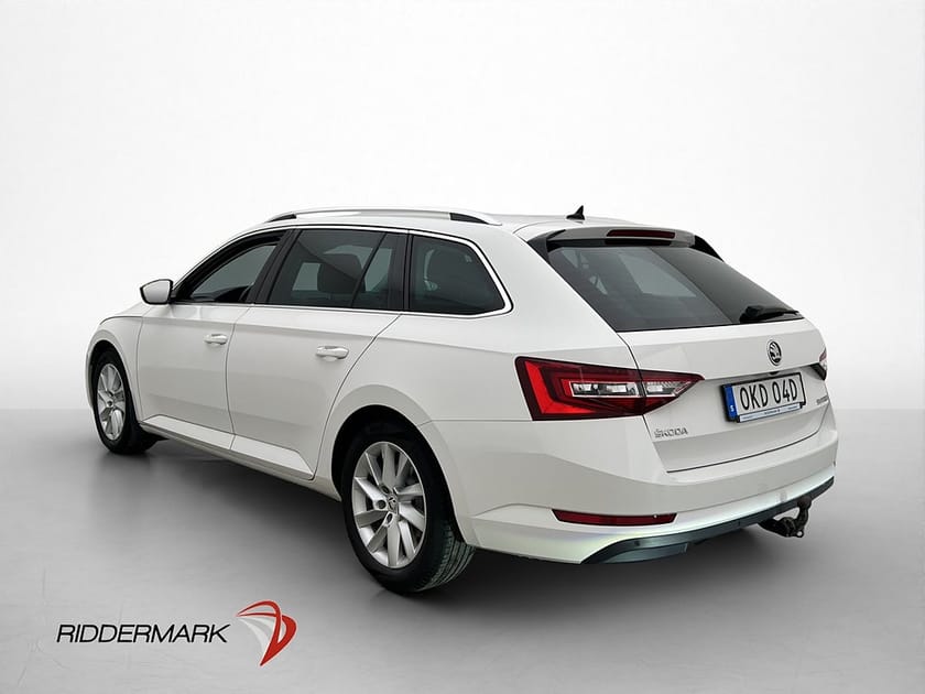 Bild 5 av Škoda Superb Kombi Skoda 150hk Business Edt Värm Kamera CANTON CarPlay