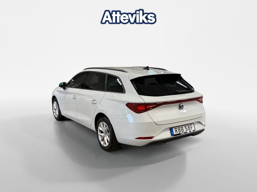 Bild 5 av SEAT Leon Sportstourer eTSI 110hk DSG Style Drag/Värmare/P-sensor