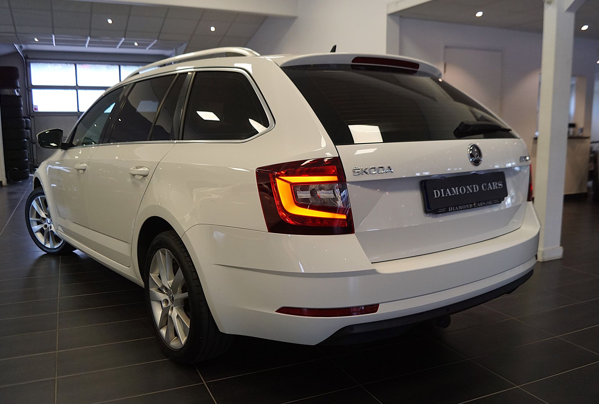 Skoda Octavia 2019, bild 3/10