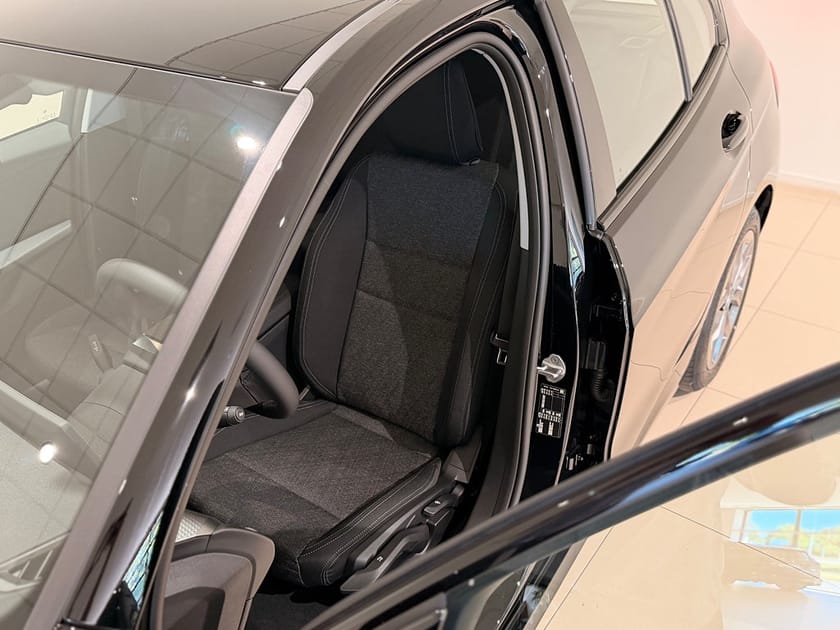 Bild 5 av BMW 120 Navi, Backkamera, Rattvärme - Privatleasingkampanj