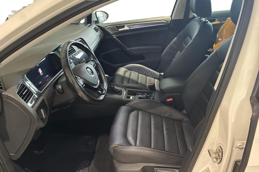 Bilde 5 av Volkswagen e-Golf 136 hk final edition *