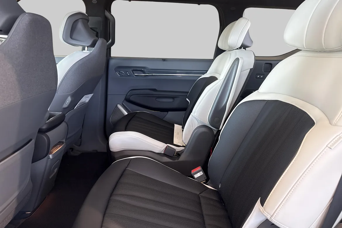 picture of a car
