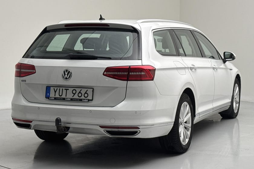 Bild 3 av Volkswagen Passat Variant GTE 1.4 Plug-in-Hybrid Sportscombi (218hk)