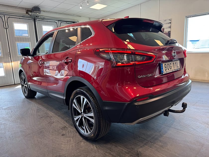 Bild 3 av Nissan Qashqai 1.3 DIG-T DCT Drag 360kamera Gps Keyless Ny-servad