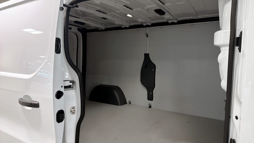 Bild 5 av Renault Trafic Skåpbil L2H1 NORDIC LINE DCI 150 AUTOMAT BVA9