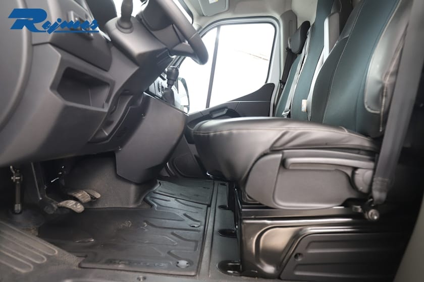 Bild 5 av Renault Master Skåp phII Nordic 150 L2H2 FWD