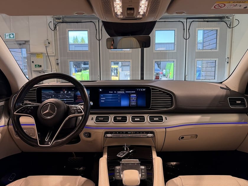 Bild 5 av Mercedes-Benz GLE 350 de 4MATIC AMG Premium Plus Massage HUD PANO SE SPEC