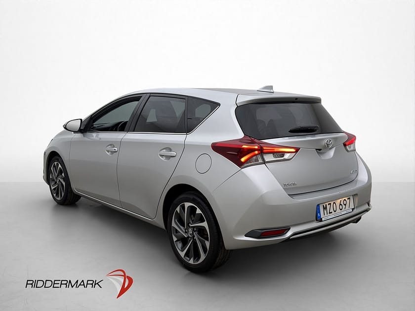 Bild 4 av Toyota Auris 1.2 116hk Active Plus Kamera 2 Brukare