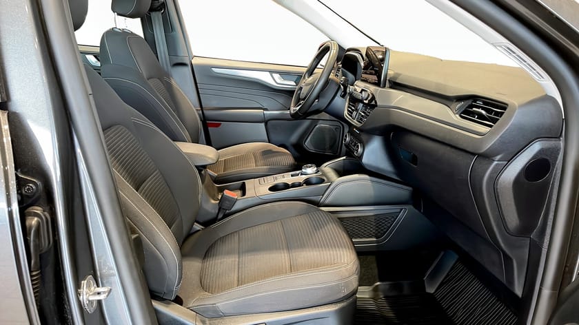 Bild 3 av Ford Kuga Plug-In Hybrid HYBRID, BACKKAMERA,225HK