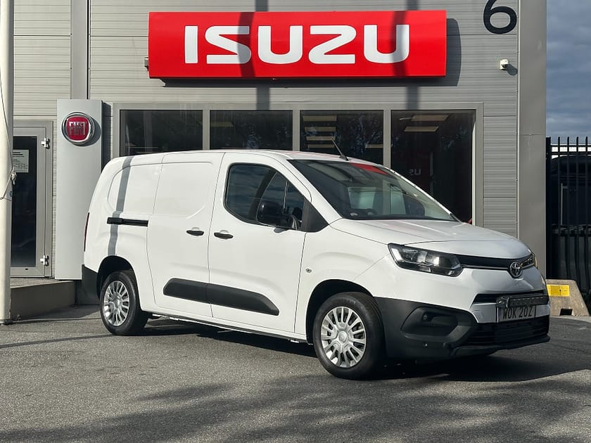 Bild 2 av Toyota ProAce City 130hk Aut L2 | 3 års garanti | 2X SKJUTDÖRR | DRAG