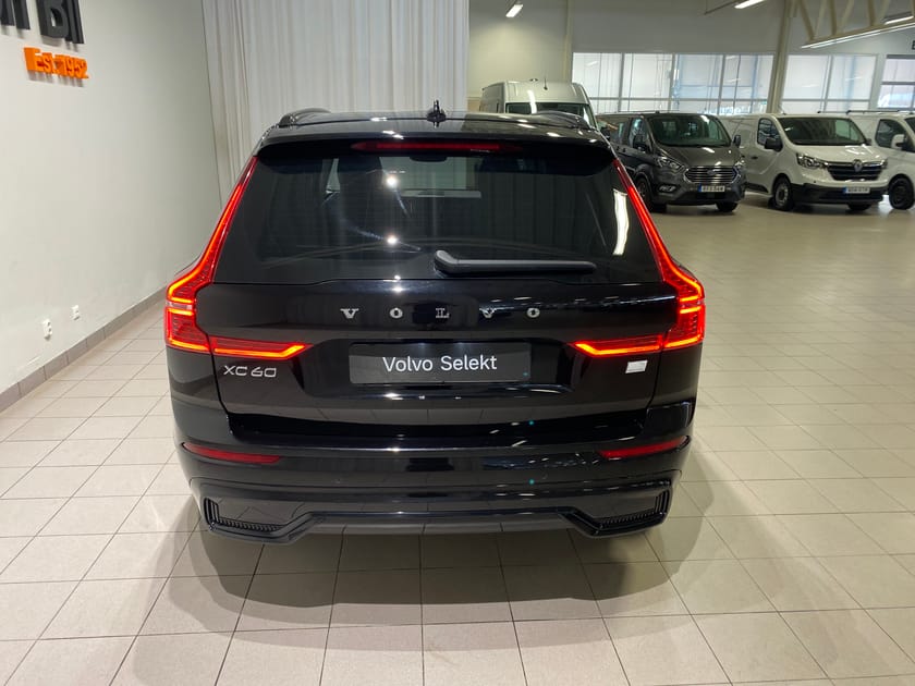 Bild 4 av Volvo XC60 Recharge T6 Plus Dark Edition.