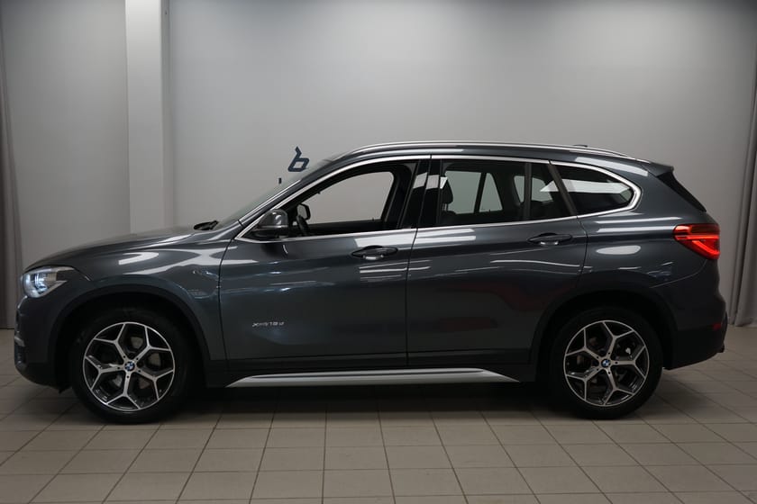 Bild 2 av BMW X1 xDrive18d xDrive 18d xLine | Drag | Parkeringskamera bak |