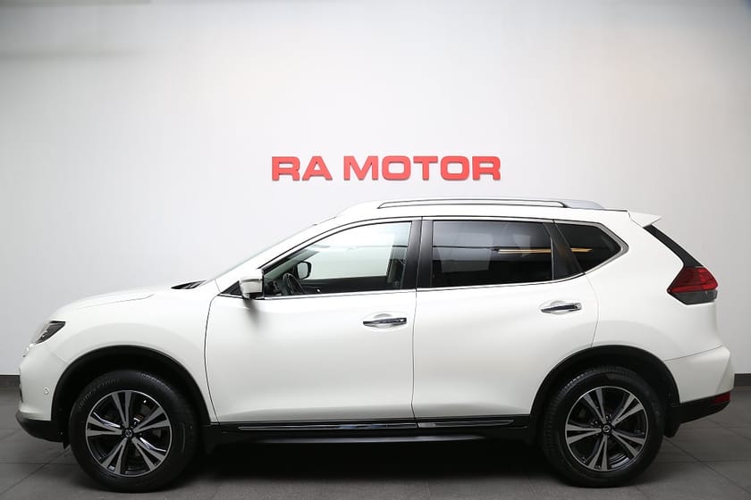 Bild 3 av Nissan X-Trail 1,3 DIG-T 160hk TEKNA 360°-kamera Pano Skinn 7-Sits