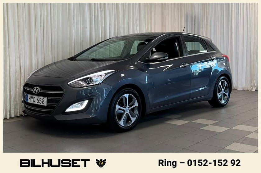 Bild 4 av Hyundai i30 1.6 CRDi AUT  Premium Drag Navi Kamera Rattvärme