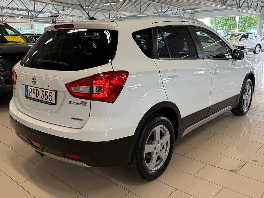 Bild 3 av Suzuki SX4 S-Cross 1.0 Boosterjet DOHC 12V VVT AllGrip 111 hk