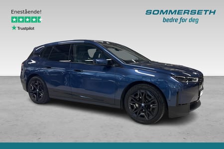 BMW iX xDrive50 Sport/ACC/Skinn/HUD/DAB/H&K +++