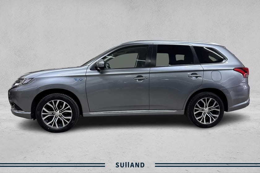 Bilde 2 av Mitsubishi Outlander PHEV Invite 2,0 202hk | Oppvarmet ratt | Cruise