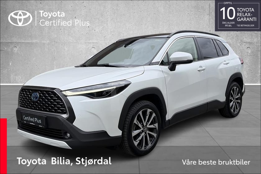 Bilde 1 av Toyota Corolla Cross Hybrid AWD-i 2.0 Executive Glasstak og Skinninteriør
