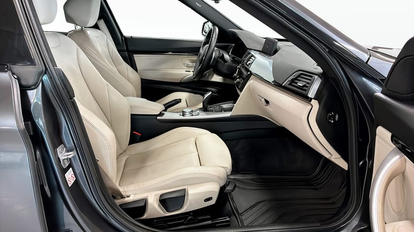 Bild 3 av BMW 330i xDrive GT Gran Turismo M Sport Navigation Rattvärme PDC