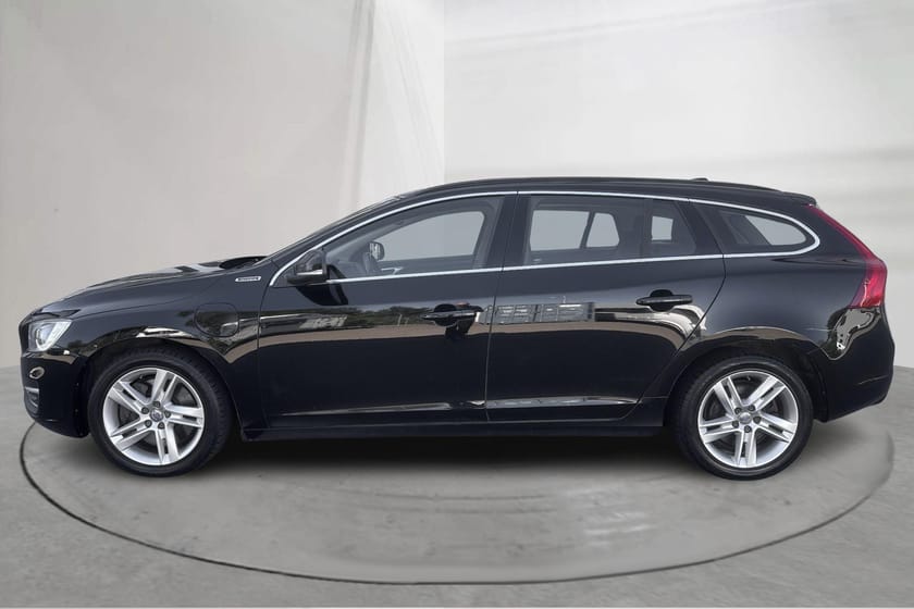 Bild 2 av Volvo V60 D5 AWD Twin Engine (163hk) Momentum Drag