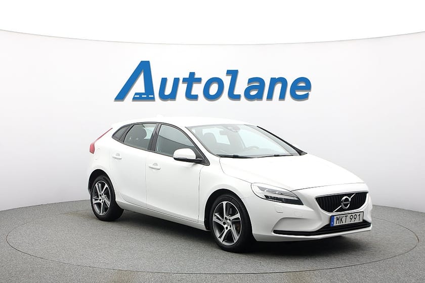 Bild 1 av Volvo V40 D2 Geartronic Momentum Sommarkampanj 4,99% MOMS 120hk