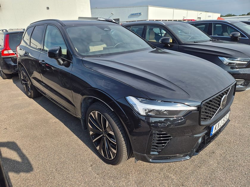 Bild 2 av Volvo XC60 T6 Recharge Plus Dark plug in AWD 350HK 4x4 Läder
