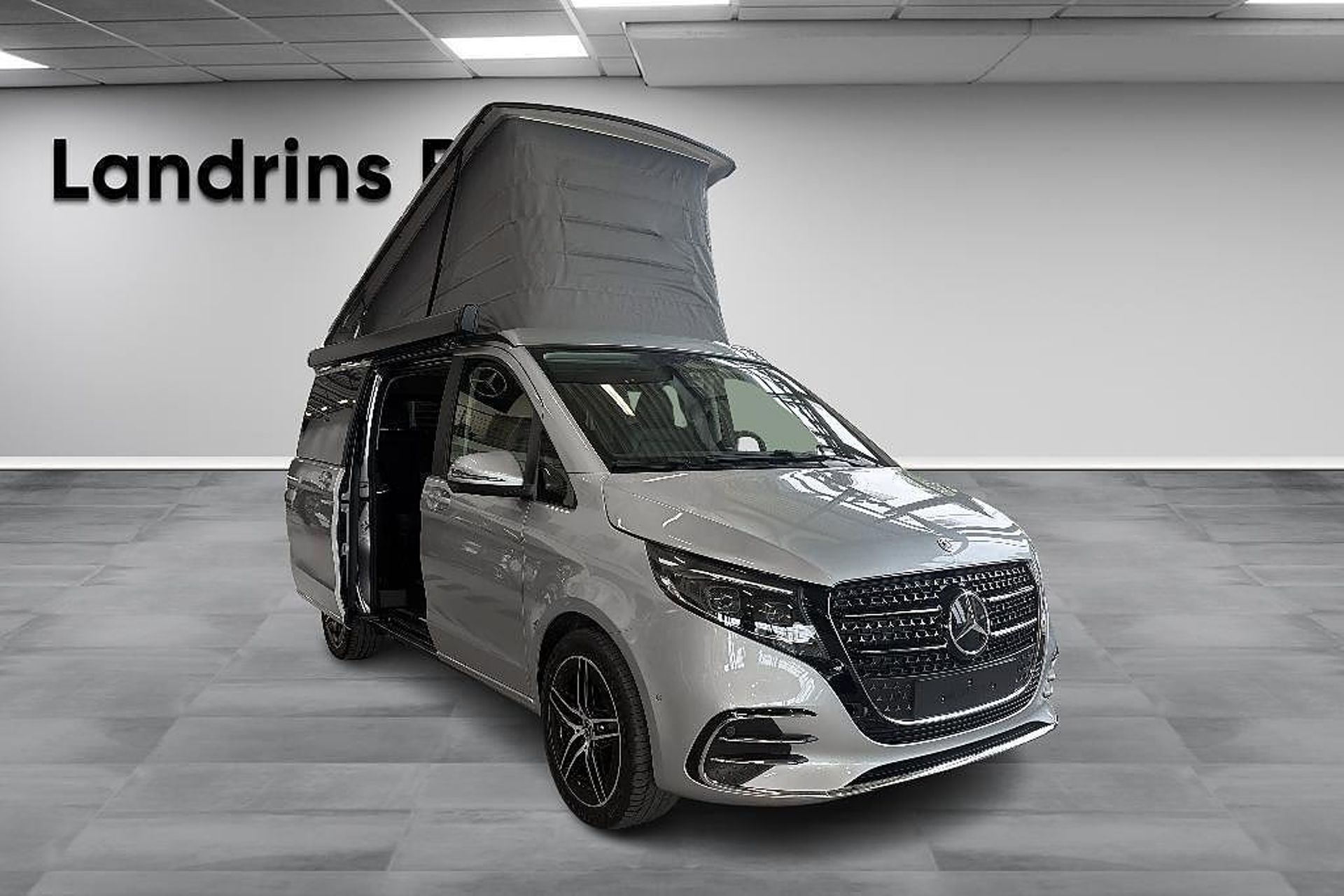 Mercedes-Benz V 300d 4MATIC 3.2t 2026, photo 3/12