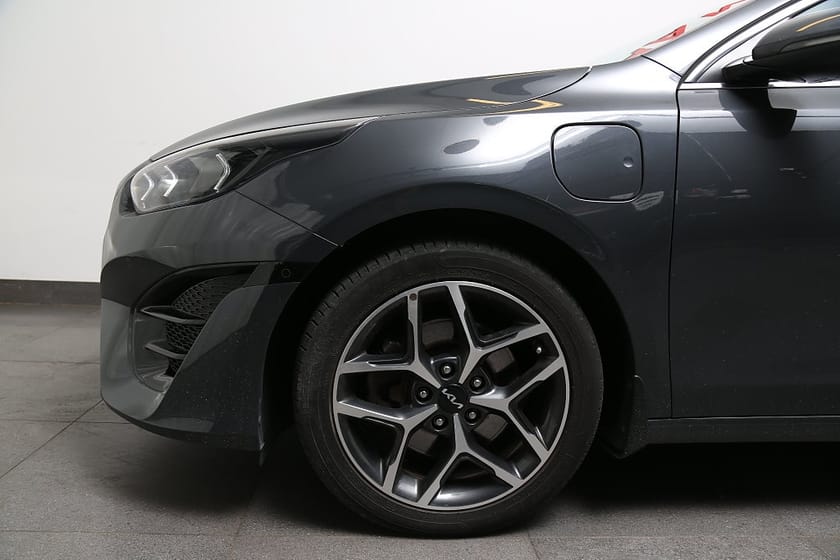 Bild 5 av Kia Ceed Sportswagon Plug-in Hybrid Advance Plus 2 Panorama Skinn Drag Moms