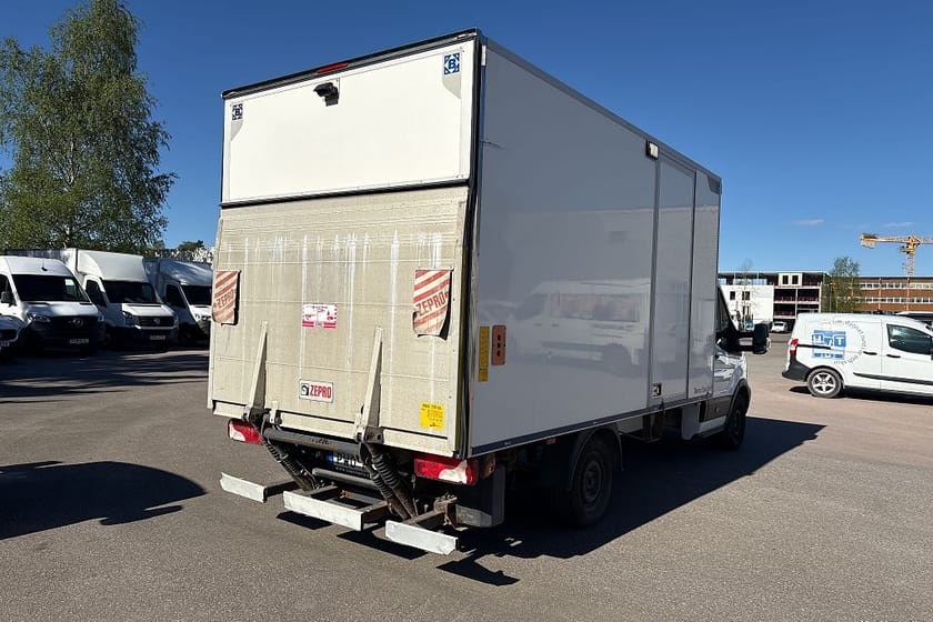 Bild 4 av Ford Transit 350 Chassi Cab Volymskåp/Bakgavellift