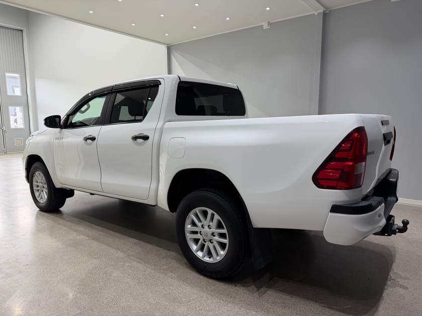 Bild 4 av Toyota Hilux Dubbelhytt 