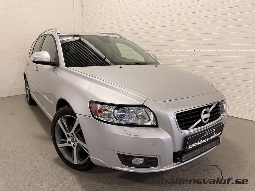 Bild 1 av Volvo V50 D2 Momentum Classic