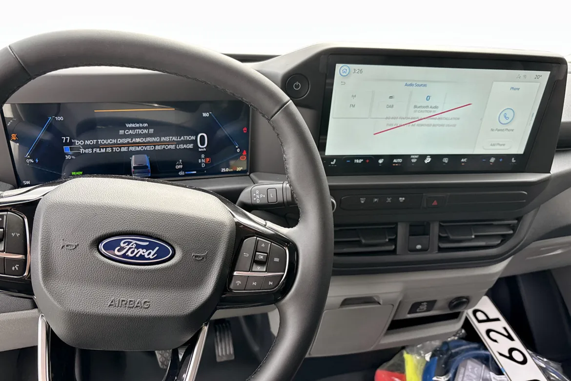 Ford E-Transit Custom 320