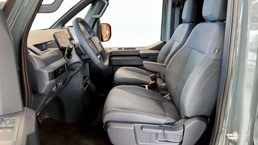 Bild 5 av Kia PV5 Long Range Cargo PLUS 4DR L2H1