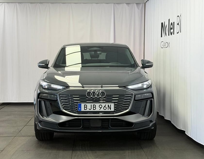 Bild 2 av Audi Q6 Sportback e-tron quattro 315 KW