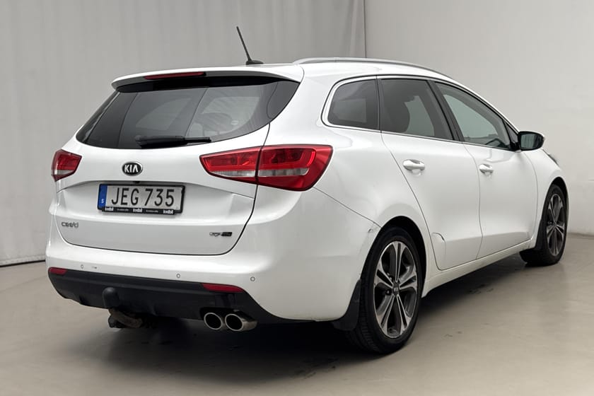 Bild 3 av Kia cee'd_sw Cee'd 1.6 CRDi SW (136hk) GT-Line GPS Backkamera