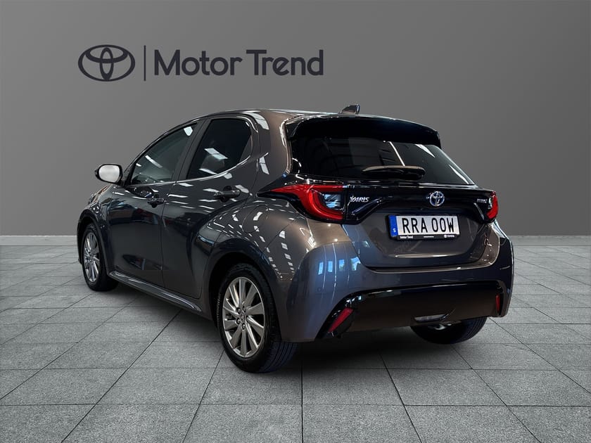 Bild 3 av Toyota Yaris Hybrid 1,5 5D STYLE EDITION SÄKERHETSPAKET S+V-hjul