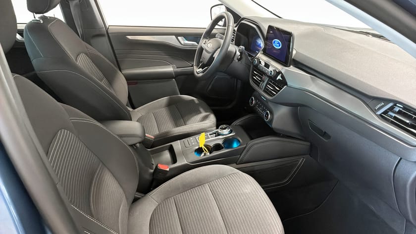 Bild 3 av Ford Kuga Plug-In Hybrid Privatleasing 3995:- 18 månader