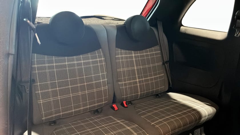 Bild 5 av Fiat 500 Hybrid 1.0 70 hk 1,0 70hk Apple CarPlay / Android Auto