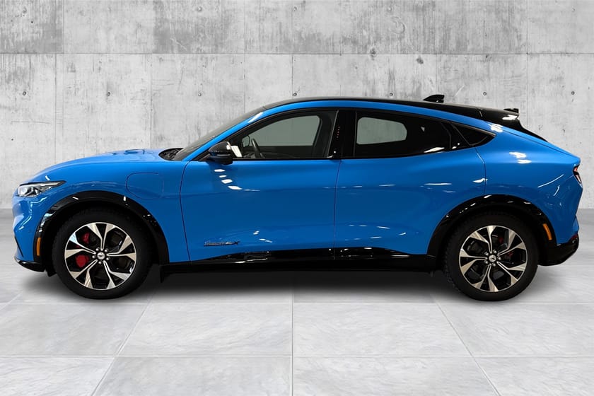 Bilde 2 av Ford Mustang Mach-E Long Range AWD / Panorama / Serviceavtale / 360 /
