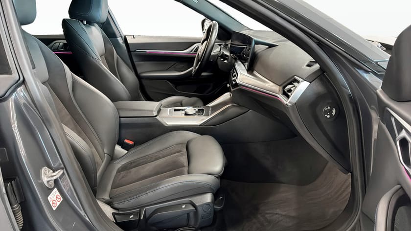 Bild 3 av BMW i4 eDrive40 Gran Coupé M Sport Parking Assist+ Head Up 360° Drag