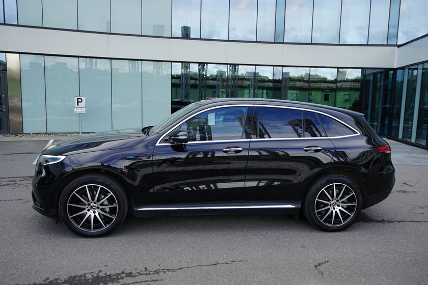 Bilde 3 av Mercedes-Benz EQC 400 4MATIC AMG / Premium plus mye utstyr !