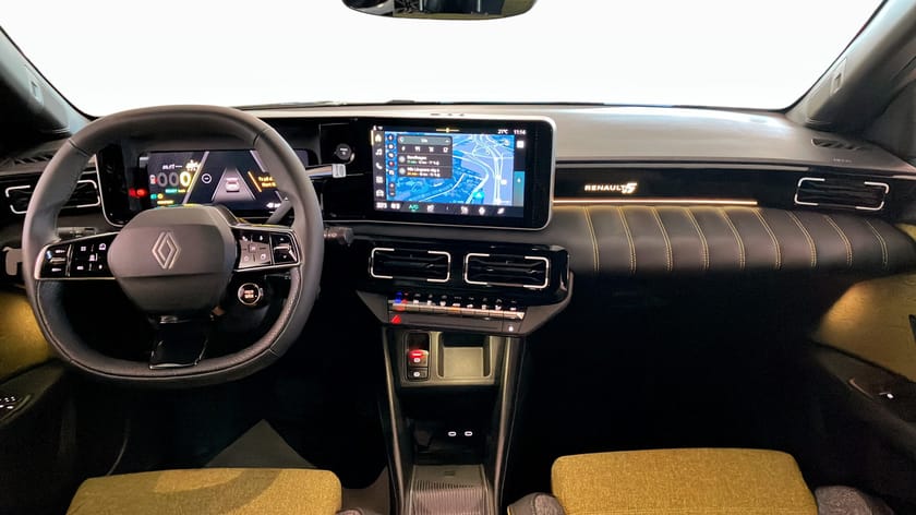 Bild 4 av Renault 5 E-Tech R5 ICONIC FIVE 52KWH 150HK CARPLAY NAVI