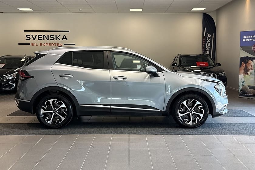 Bild 2 av Kia Sportage Hybrid AWD 230hk Action/Komfortpaket/Förarassist/Drag