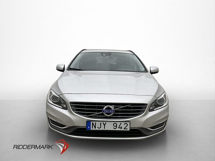 Bild 2 av Volvo V60 D4 163hk AWD Momentum Värmare Farthållare